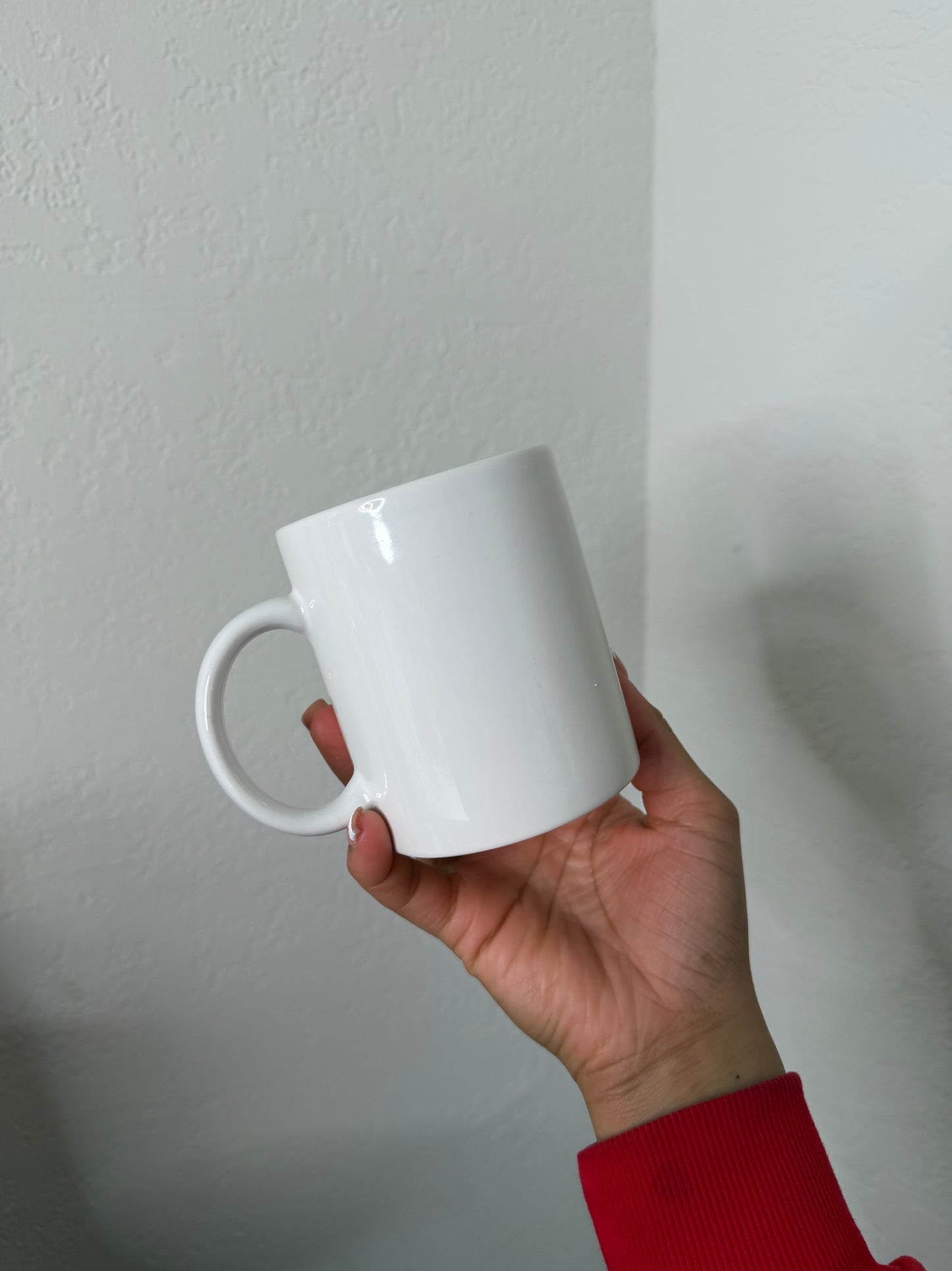 CUSTOM MUGS