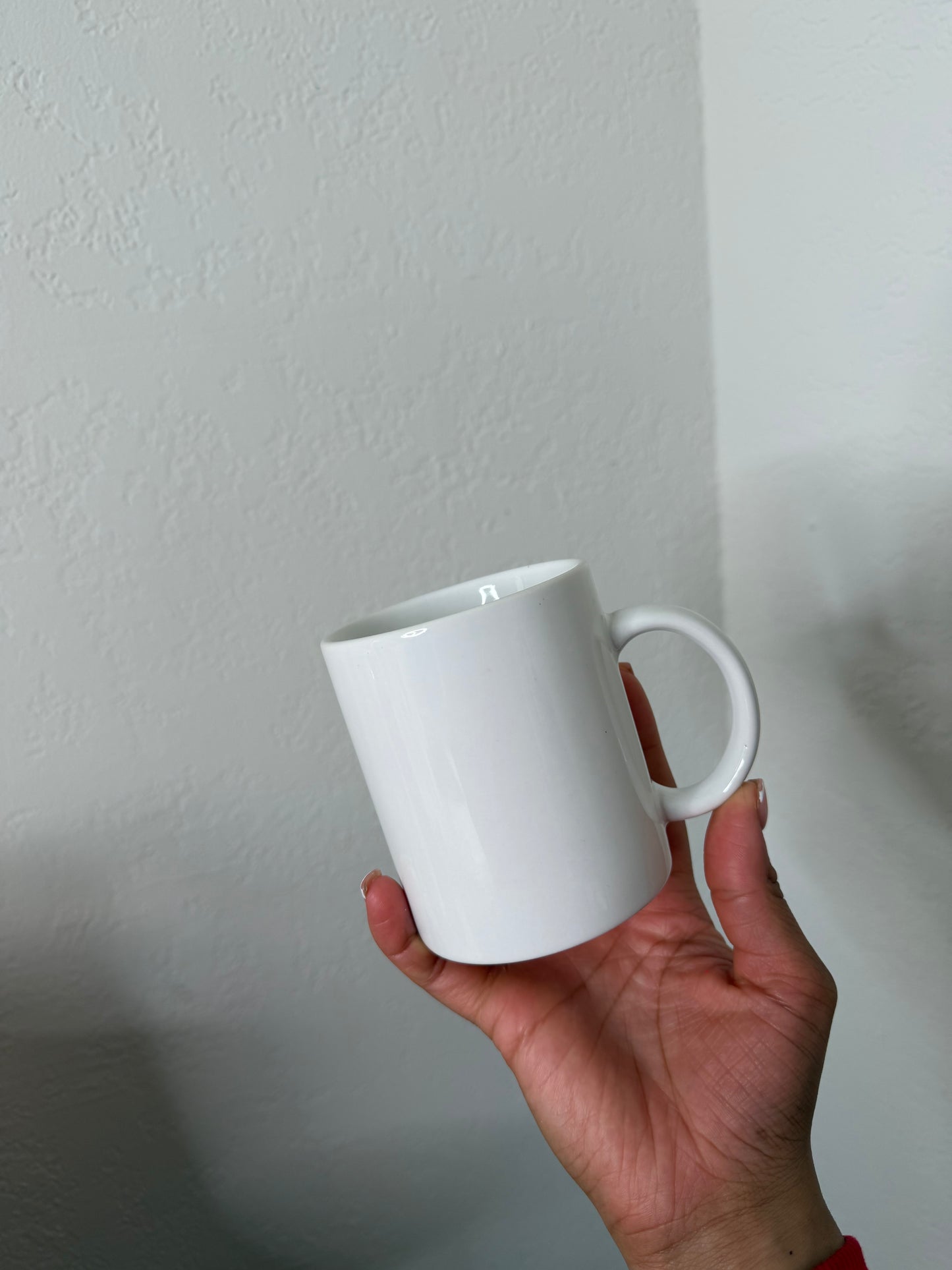 CUSTOM MUGS